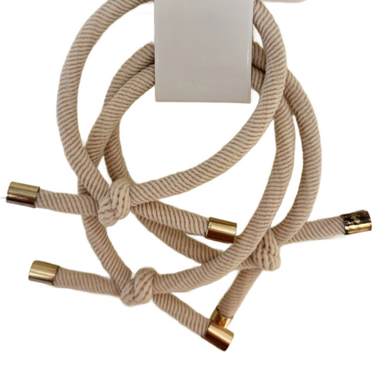 Knotted Bands